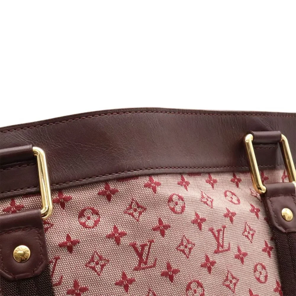 Louis Vuitton delivery duty